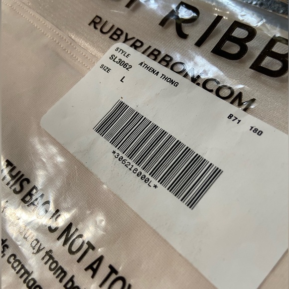 Ruby Ribbon Athena shaping thong size Large - Picture 6 of 6